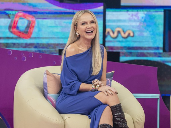 Eliana Se Emociona no Caldeirão: Homenagem Surpresa!