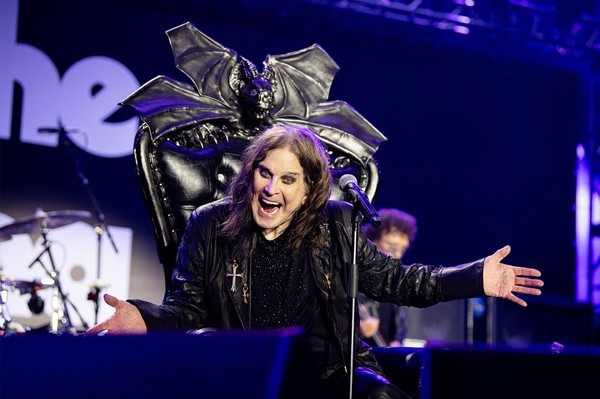 Morre Ozzy Osbourne, o Príncipe das Trevas, aos 76 anos