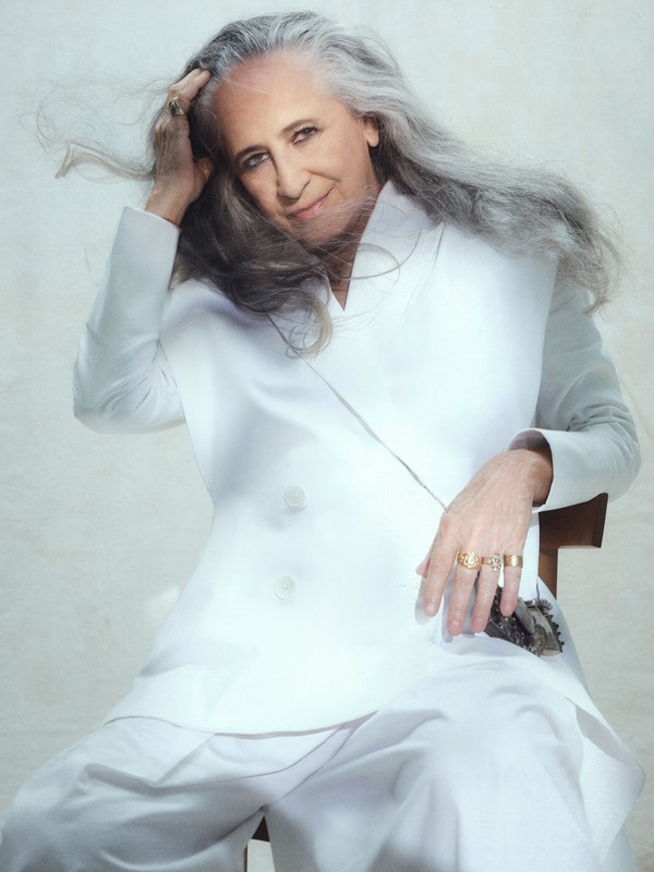 Turnê Maria Bethânia: Fãs criticam preços altos