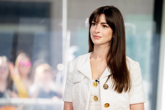Anne Hathaway grávida do terceiro filho: veja anúncio!