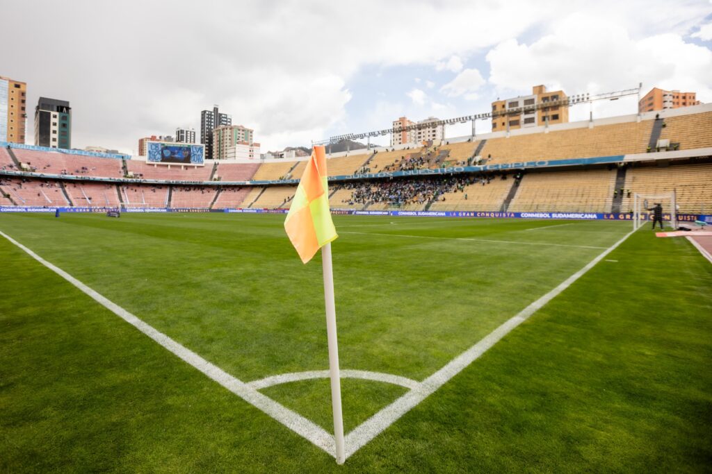 Vitor Severino comanda o Grêmio na Sul-Americana