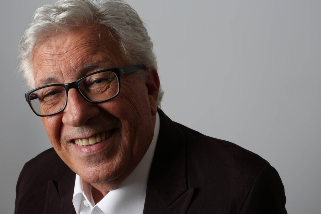 Morre Peppino di Capri, voz do clássico Champagne