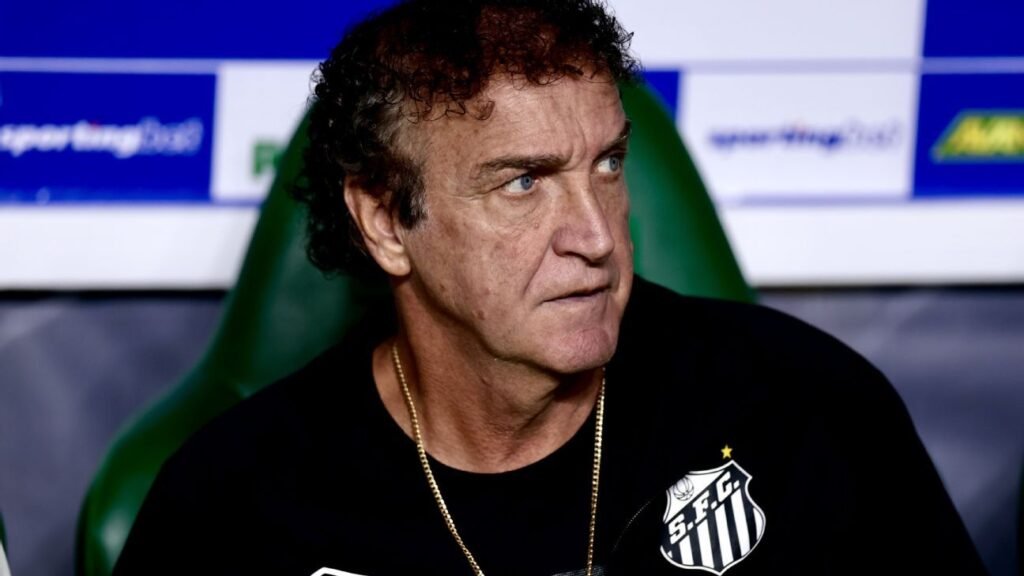 Rony e Cuca definem o Santos na Sul-Americana