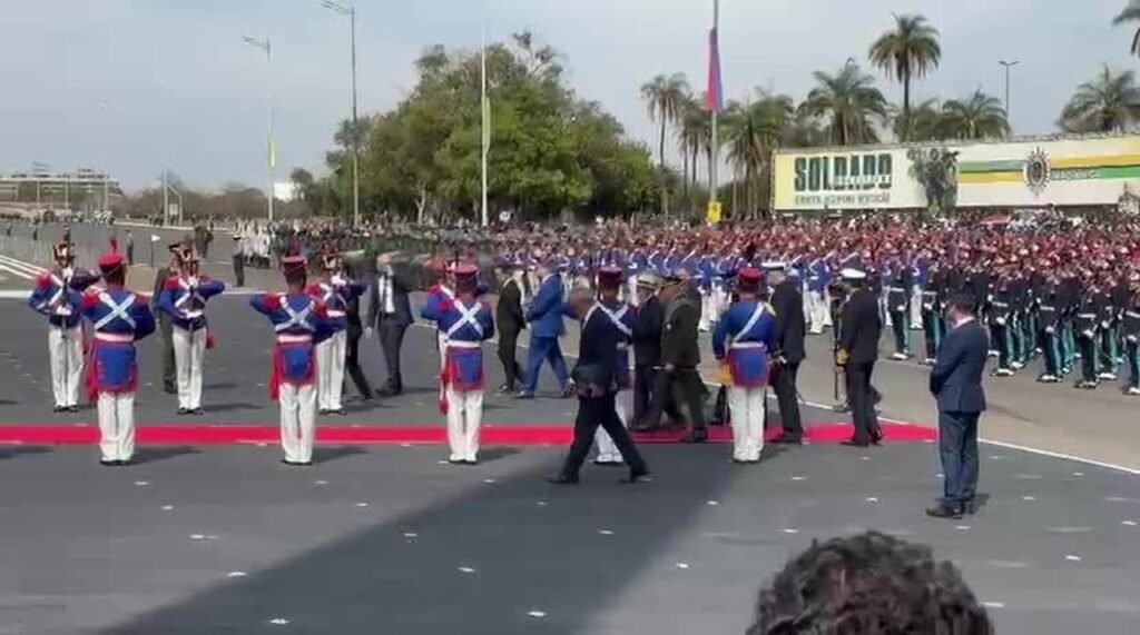 O silêncio de Lula sobre Lulinha no Dia do Soldado