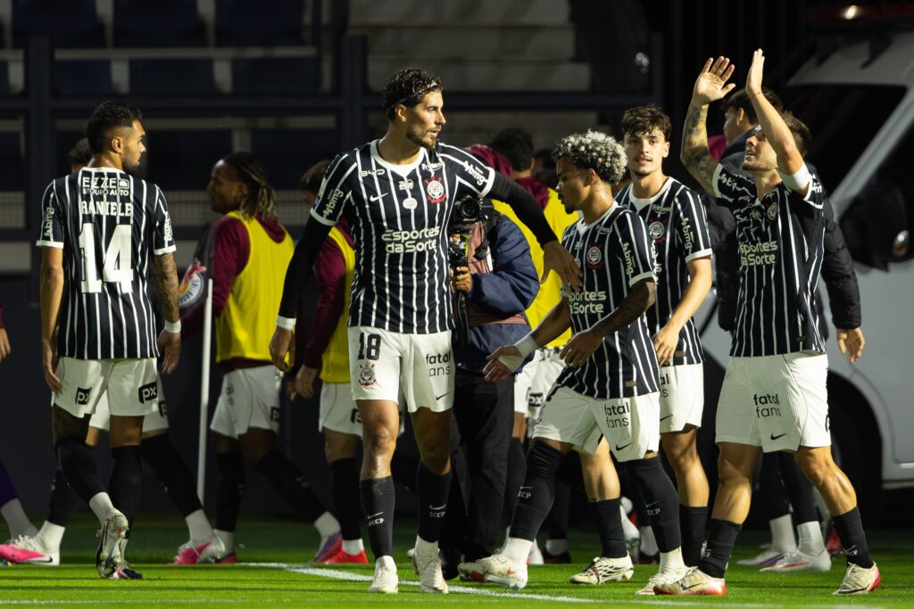 Bragantino x Corinthians: show de Matheuzinho no 2x0