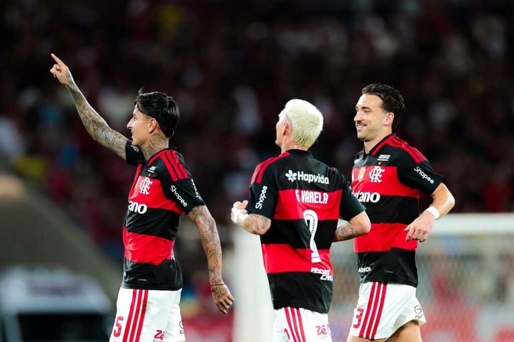 O golaço de Pulgar agita o Maracanã e o Flamengo