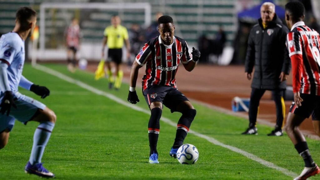 Cobrança de Calleri a Wendell expõe clima no São Paulo