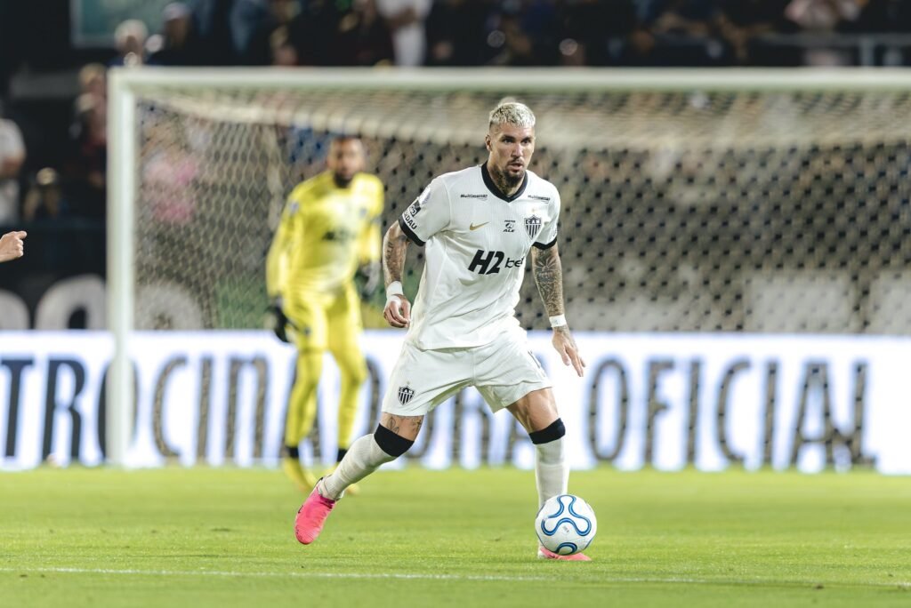 O drama por trás da lesão de Lyanco no Galo