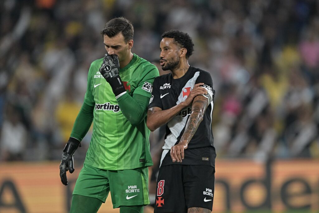 Vasco x Fluminense: empate morno e fúria da torcida