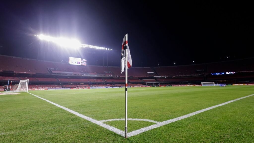 Impedimento semiautomático falha em São Paulo x Galo
