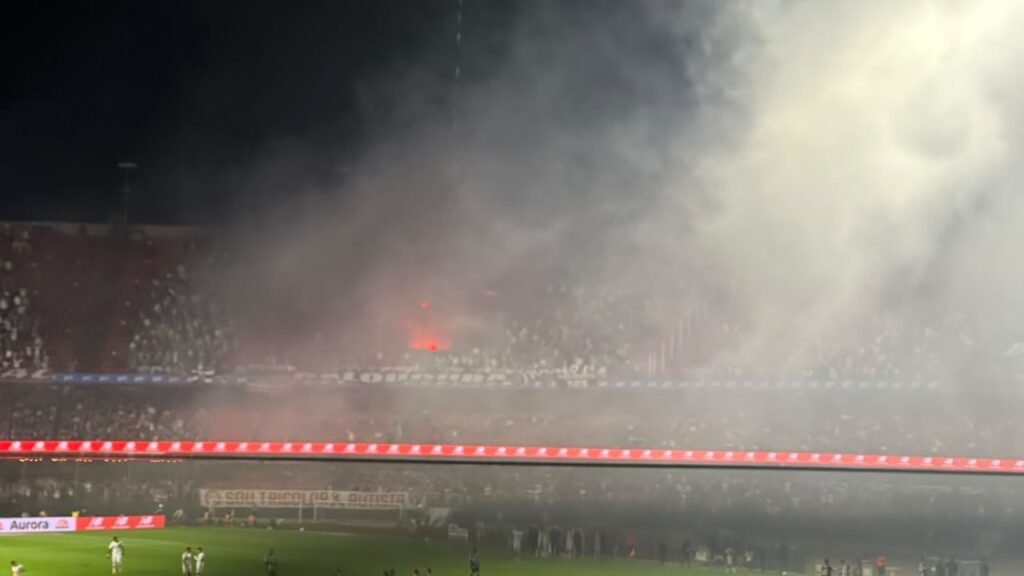 São Paulo x Atlético-MG: drama, fumaça e vitória
