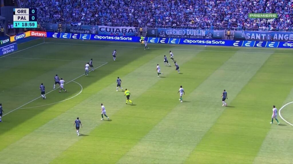 Grêmio x Palmeiras: Vitor Roque e Weverton agitam duelo