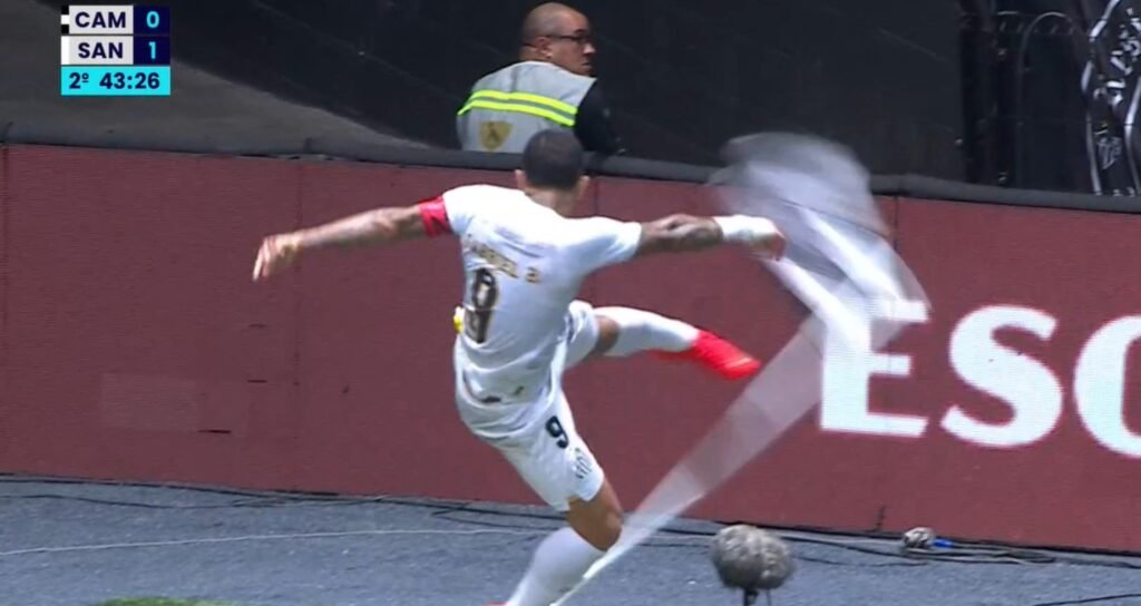 Virada e provocação de Gabigol incendeiam a Arena MRV