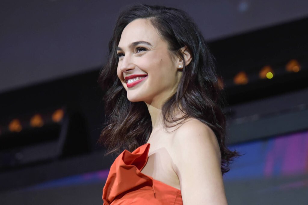 Gal Gadot confirma adeus e abençoa nova Mulher-Maravilha
